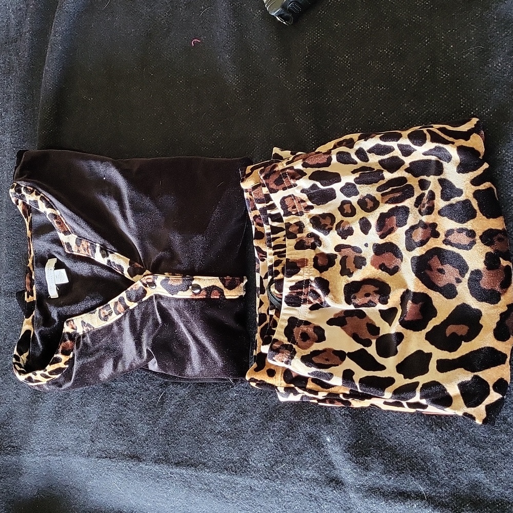 2 piece leopard pj set